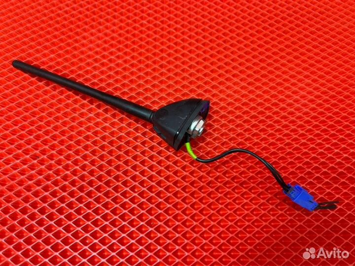 Антенна Nissan Note HE12 HR12-EM57 2017