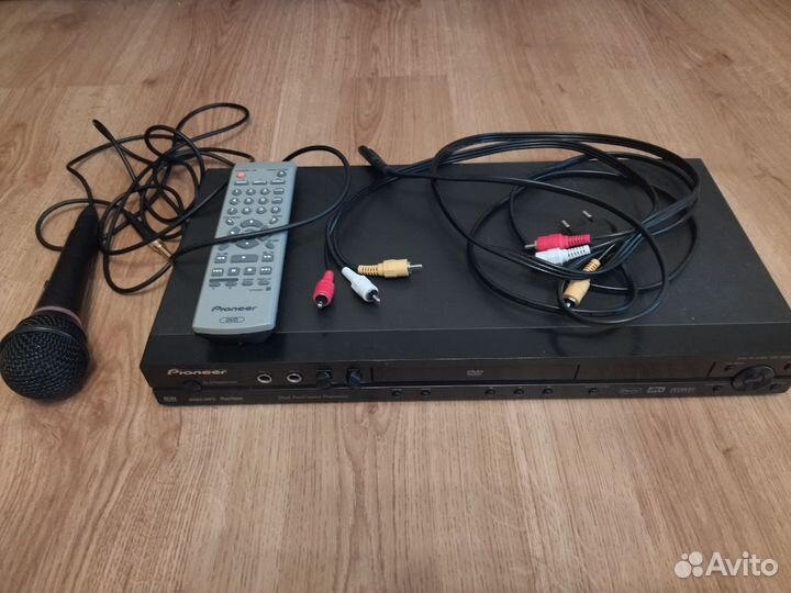 Dvd плеер Pioneer с микрофоном караоке