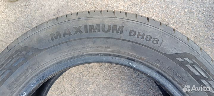 DoubleStar Maximum DH08 205/60 R16 92H