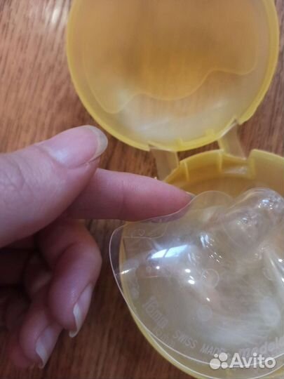 Накладки на грудь medela