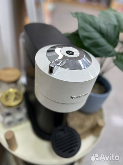 Капсульная кофемашина nespresso vertuo next белая