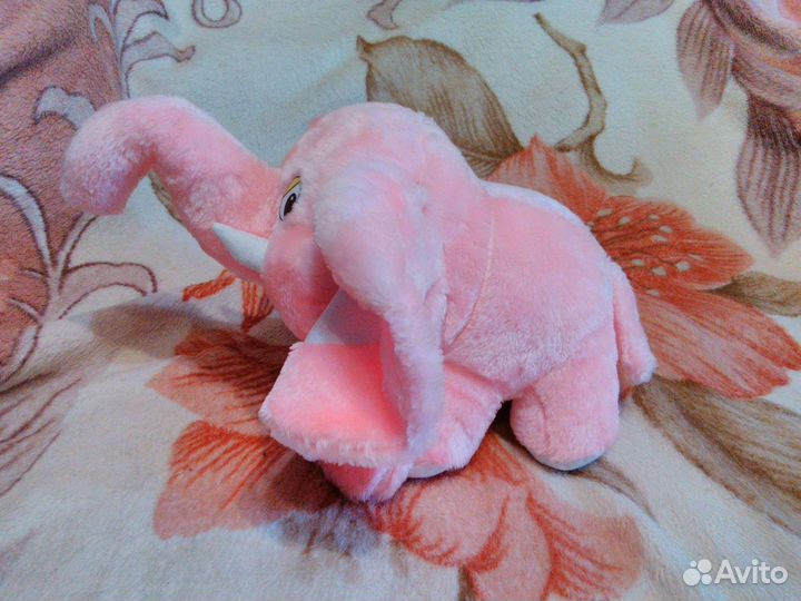 Розовый слон