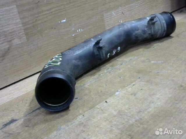 Патрубок интеркулера Seat Cordoba 2 6Q0145770F