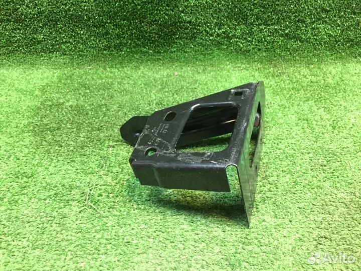 Кронштейн Audi A3 2008-2015