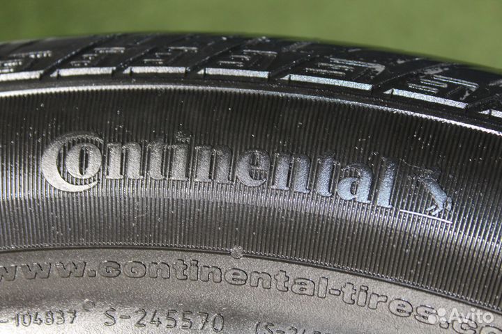 Continental CrossContact UHP E 255/50 R20 109H