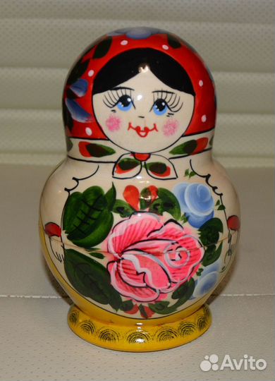 Матрёшка «Пышечки», красный платок 10 кукольная*