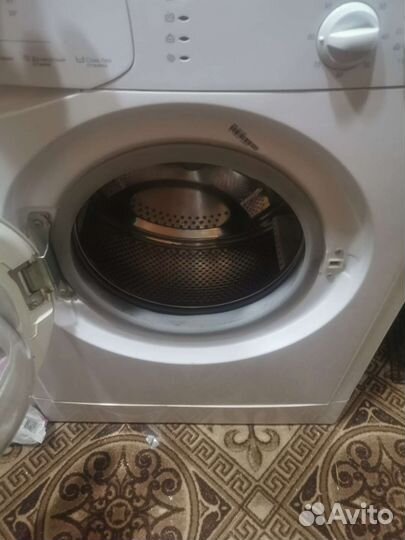 Стиральная машинка Indesit wisl 102