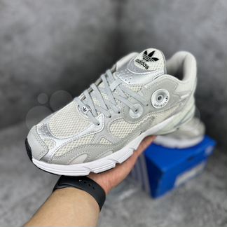 Кроссовки adidas astir серые