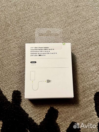 Зарядный блок для Айфона 20W (новый)