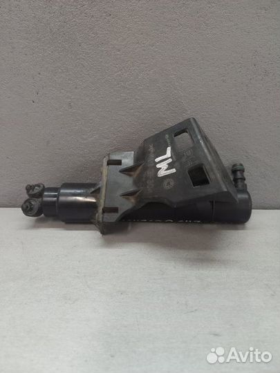 Форсунка омывателя фар правая Mercedes Benz