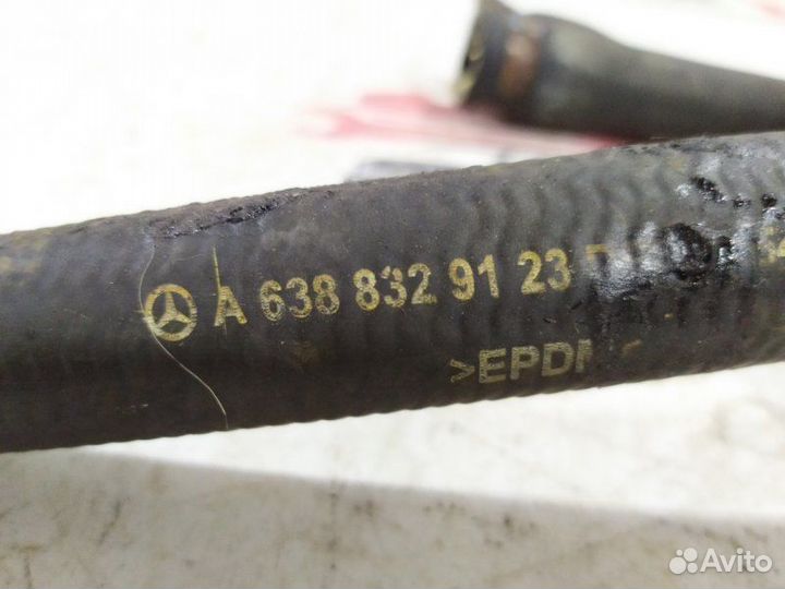 Патрубок системы охлаждения Mercedes V-Class W638