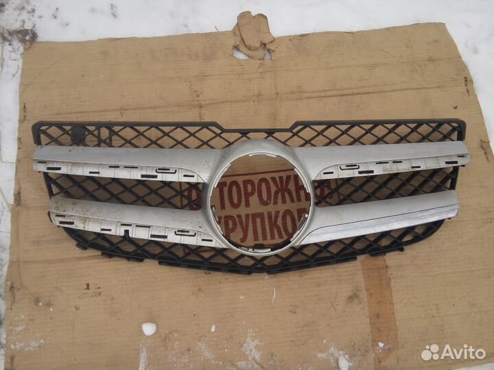 Решетка радиатора Mercedes GLK рестайлинг