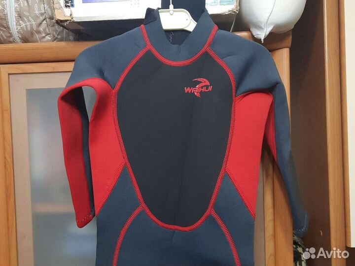 Гидрокостюм детский,3-5 лет,новый