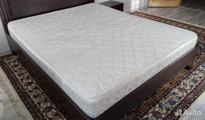 Матрас 160х200 бу