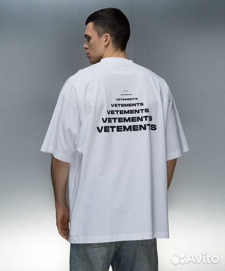 Футболка оверсайз Vetements