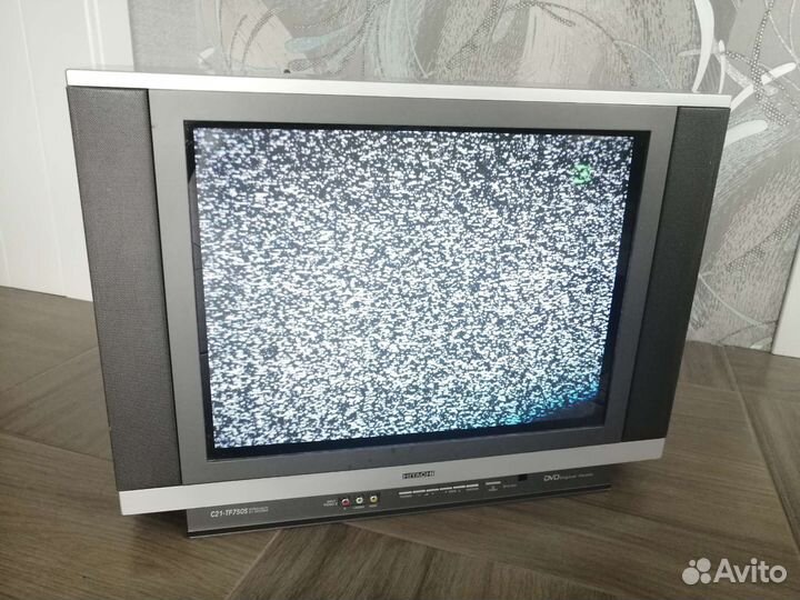 Телевизор б/у