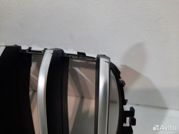 Решетка радиатора передняя правая Bmw X6 F16