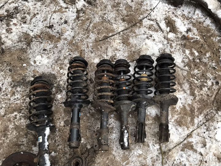 Стойки амортизатора