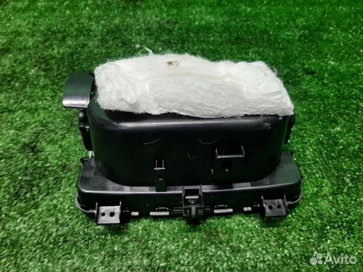 Подстаканник Subaru Legacy/ Outback BM/B14 2011