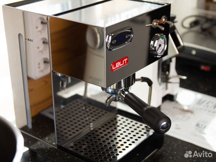 Кофемашина Lelit Anna PL41TEM