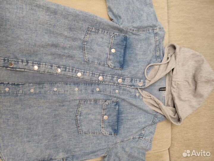 Джинсовая рубашка H&M divided