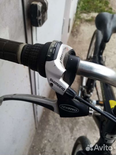 Велосипед фирмы GT на алюминиевой раме M