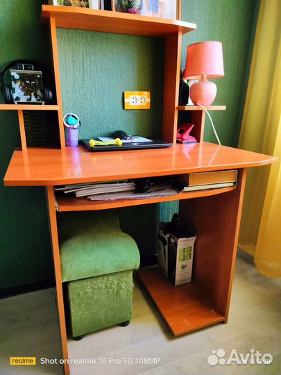 Компьютерный стол