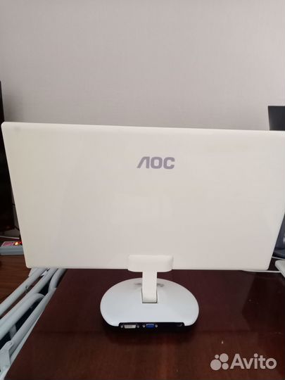 Монитор AOC E2343F с дефектом матрицы