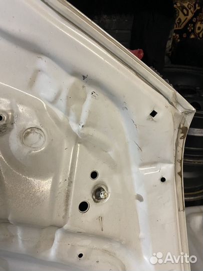 Капот на toyota camry 55