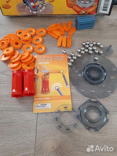 Магнитный конструктор Geomag technic