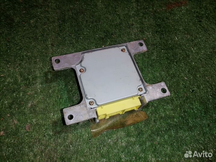 Блок управления airbag MR587321 Mitsubishi Pajero