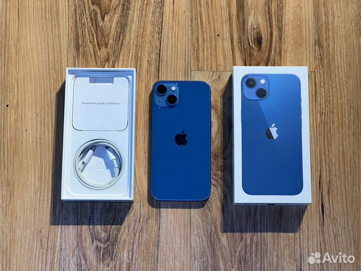 iPhone 13, 256 ГБ