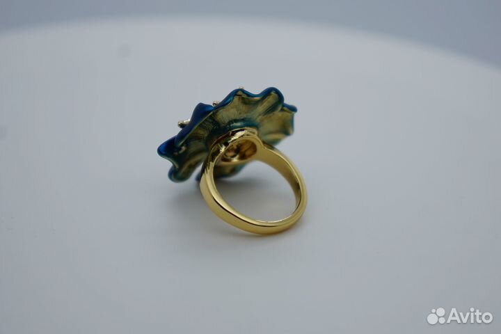Красивое кольцо. Качественная бижутерия