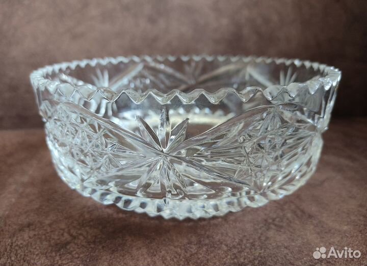 Салатник хрустальный. Вазочки хрустальные