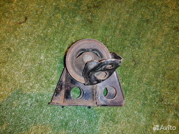 Опора двигателя (подушка двс) правая 112108H305 Ni