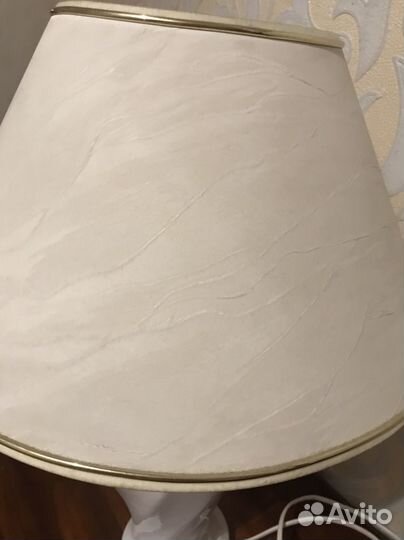 Лампа настольная