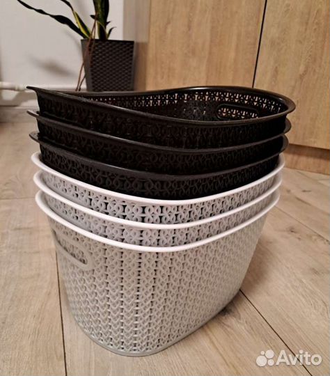 Корзинка пластиковая плетеная для хранения