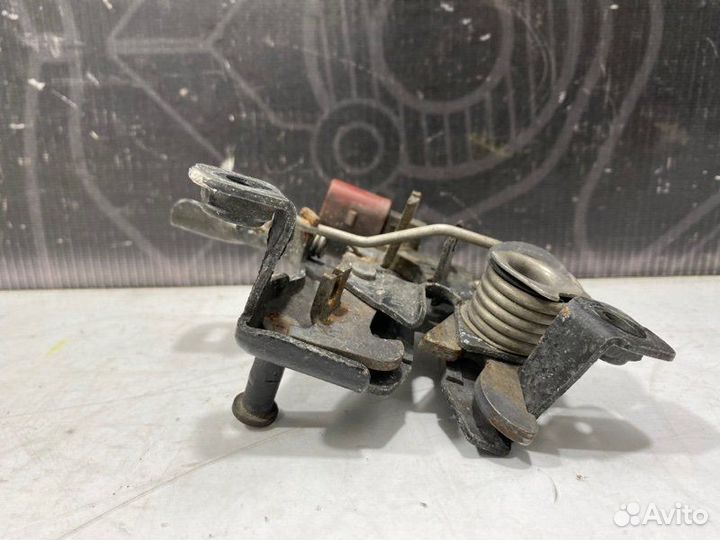 Замок капота Audi A6 Allroad C5 ARE 2001