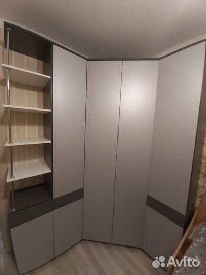 Шкафы и кухни на заказ