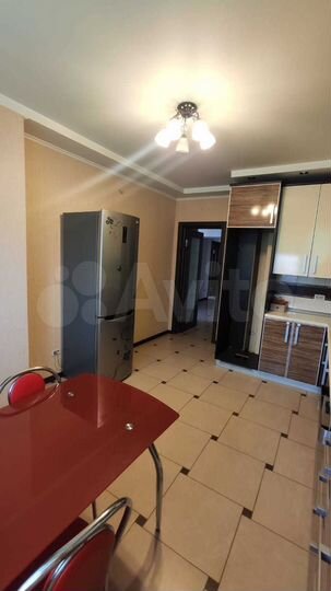 3-к. квартира, 110 м², 5/6 эт.