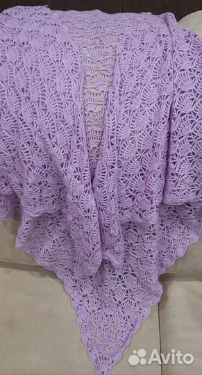 Шаль новая ручной работы
