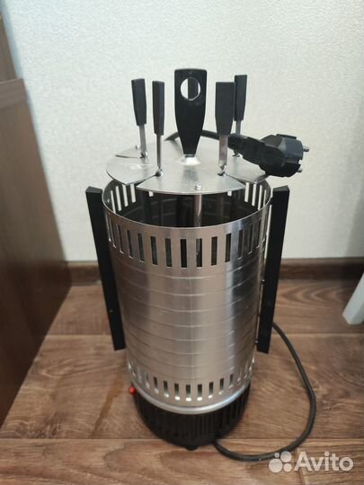 Электрическая шашлычница homeclub SC-KG10N