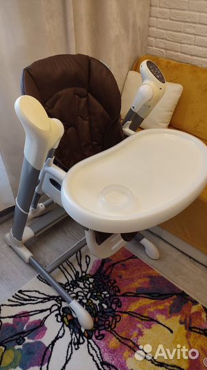 Стульчик для кормления nuovita