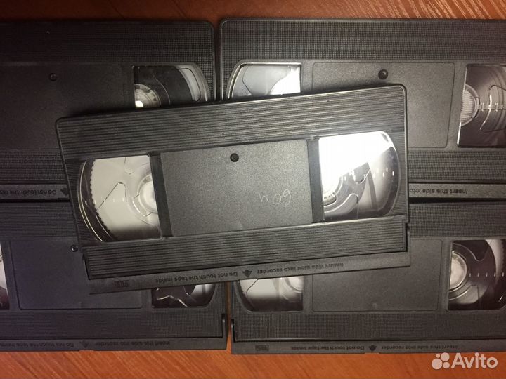 Видеокассета VHS за 10 штук