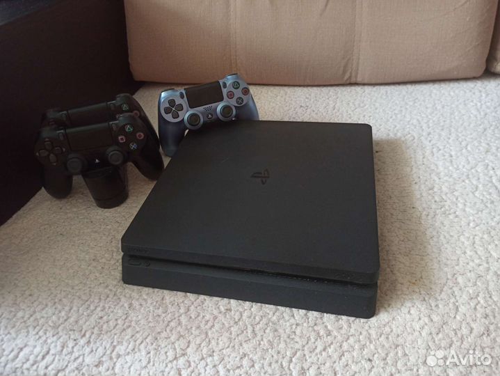 Sony playstation 4 PS4 slim 1tb