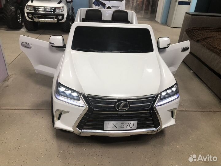 Детский электромобиль полный привод