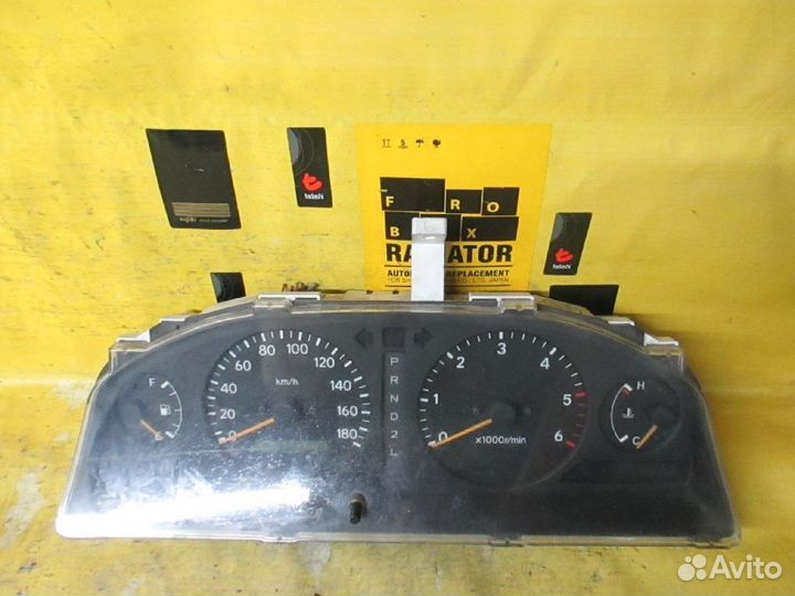 Панель приборов Toyota Ipsum CXM10G