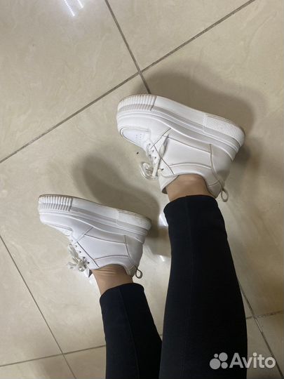 Кроссовки кеды