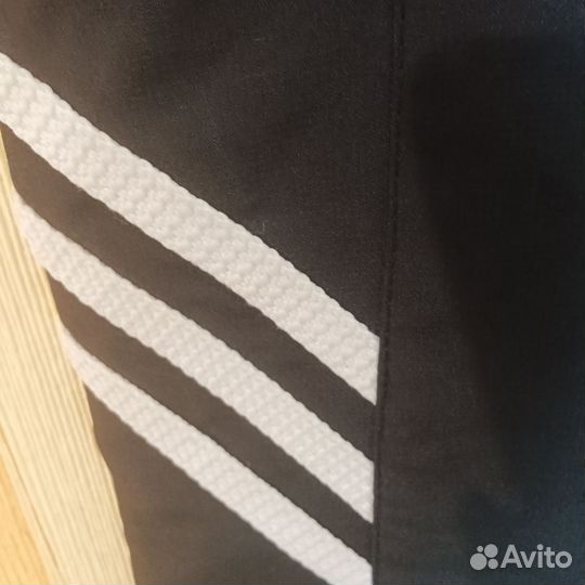 Спортивные брюки