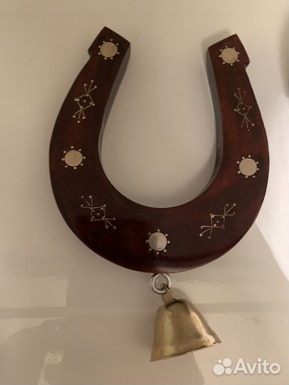 Подкова деревянная